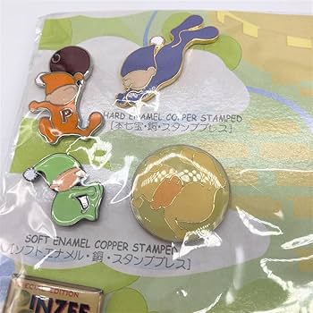 ピンバッジ　12ケ　セット 30周年歴代ピンバッジセット